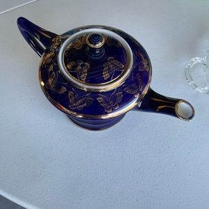 HALL 5 cup teapot butterfly pattern